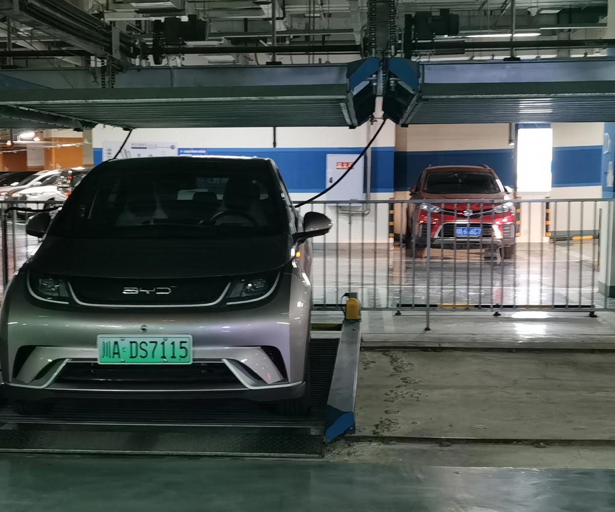 兩當(dāng)二層簡(jiǎn)易類機(jī)械立體車庫過驗(yàn)收